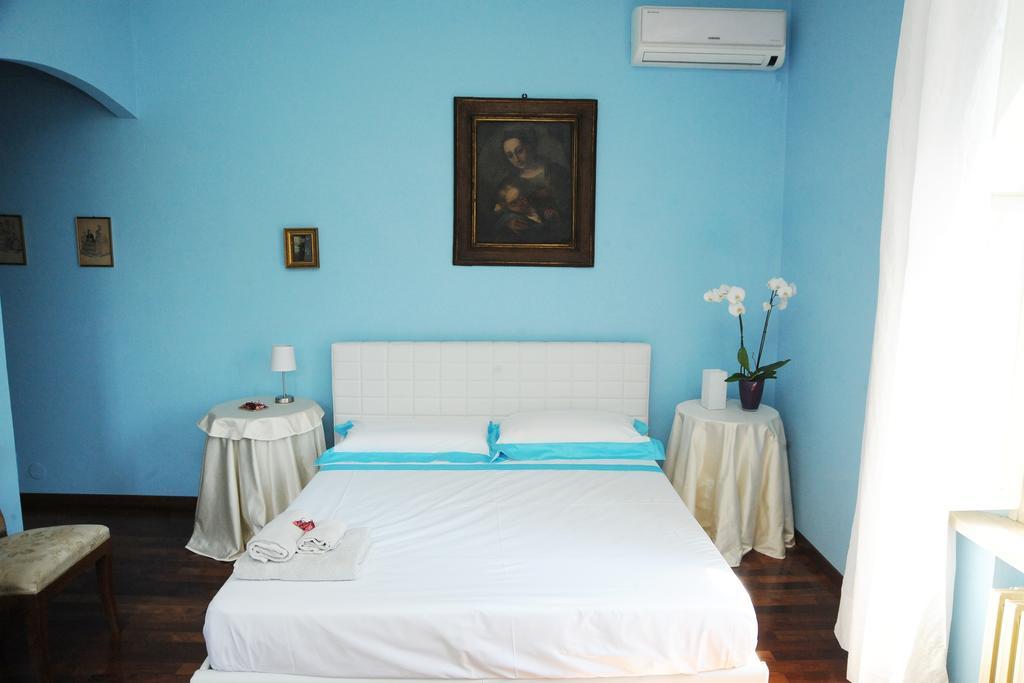 La Maison Du Charme Bed & Breakfast